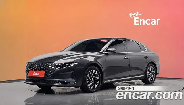 Hyundai Grandeur 2022 — photo 1