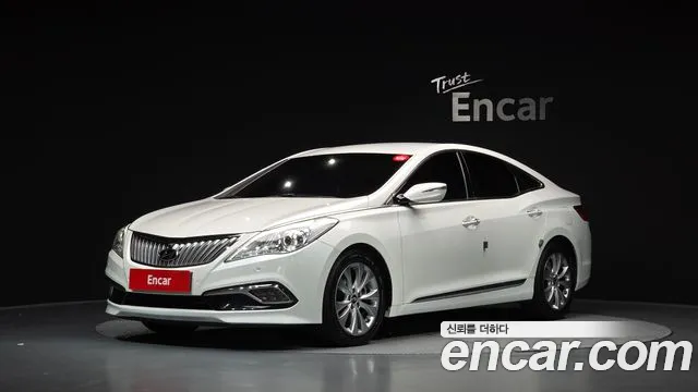 Hyundai Grandeur 2011 — photo 1