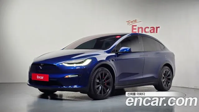 Tesla Model X 2023 — photo 1