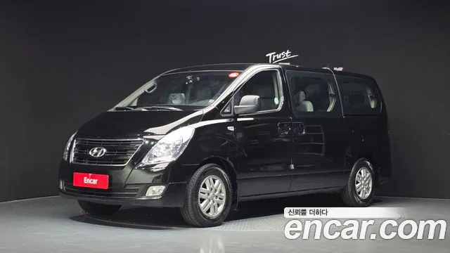 Hyundai Starex 2016 — photo 1