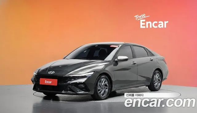 Hyundai AVANTE 2024 — photo 1