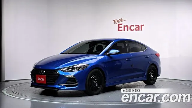 Hyundai AVANTE 2018 — photo 1
