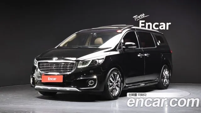 Kia Canival 2017 — photo 1