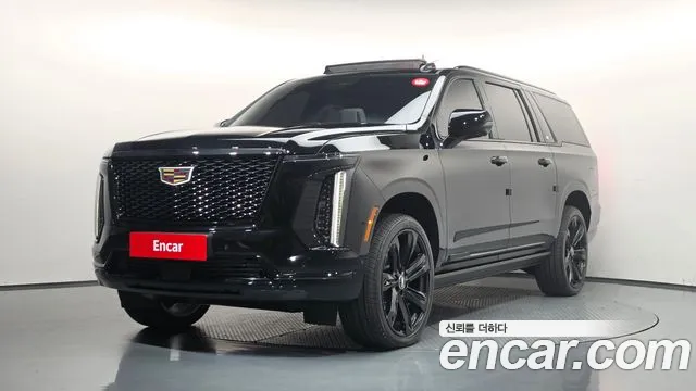 Cadillac Escalade 2025 — photo 1