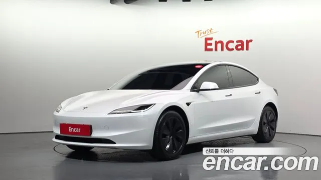 Tesla Model 3 2025 — photo 1