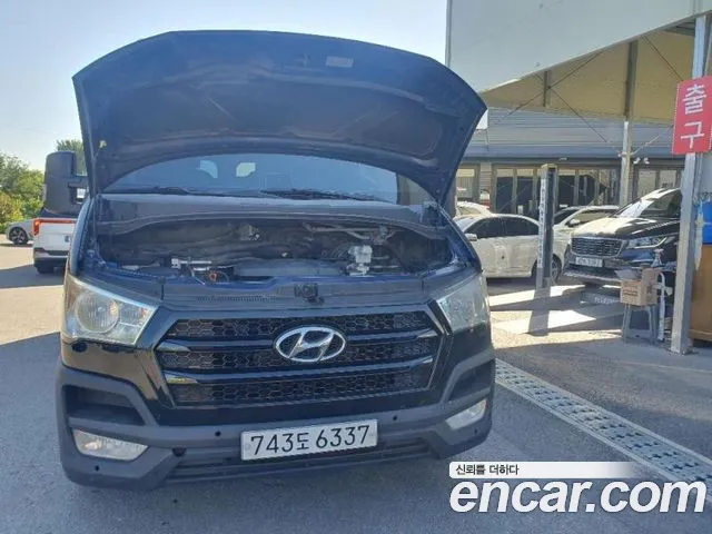 Hyundai Solati 2016 — photo 1