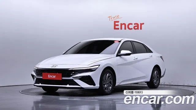 Hyundai AVANTE 2024 — photo 1