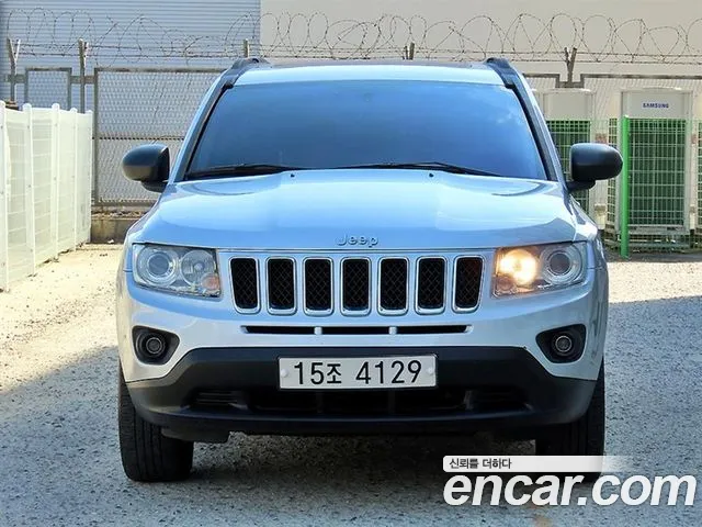 Jeep Compass 2013 — photo 1