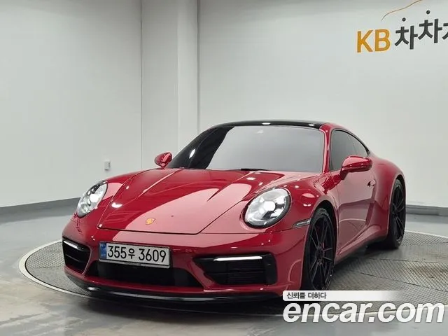 Porsche 911 2023 — photo 1
