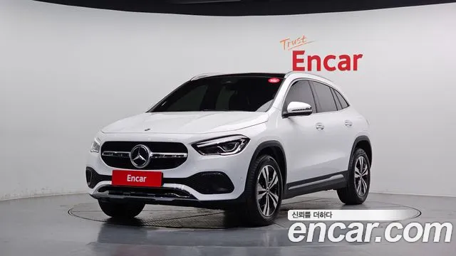 Mercedes-Benz GLA-Class 2021 — photo 1
