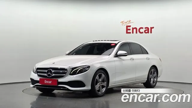 Mercedes-Benz E-Class 2018 — photo 1