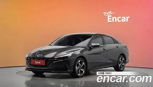 Hyundai AVANTE 2023 — photo 1
