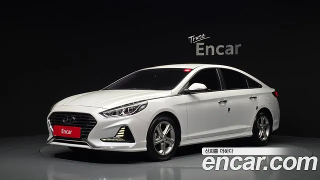 Hyundai Sonata 2018 — photo 1