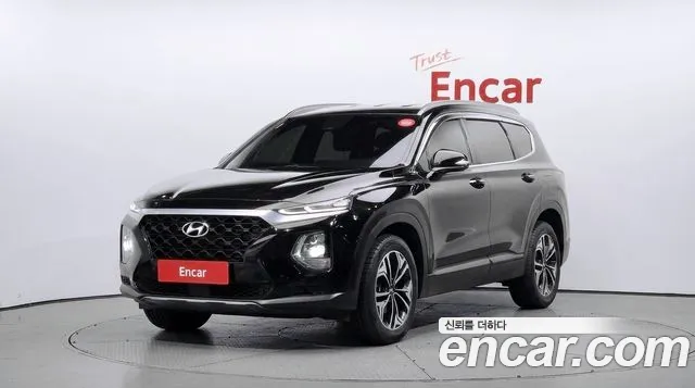 Hyundai Santafe 2019 — photo 1