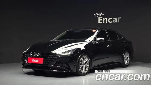 Hyundai Sonata 2022 — photo 1