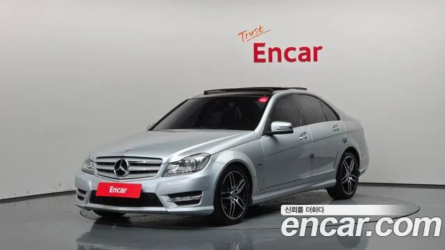 Mercedes-Benz C-Class 2012 — photo 1
