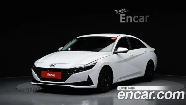 Hyundai AVANTE 2023 — photo 1