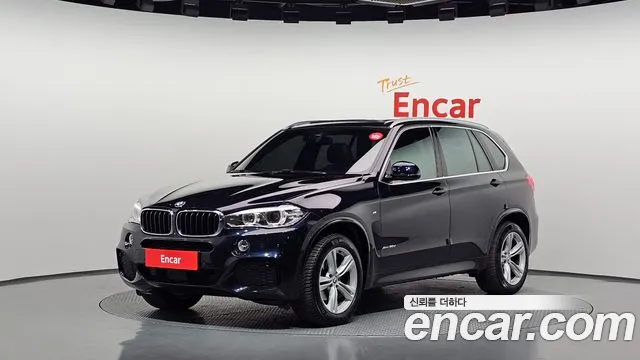BMW X5 2018 — photo 1