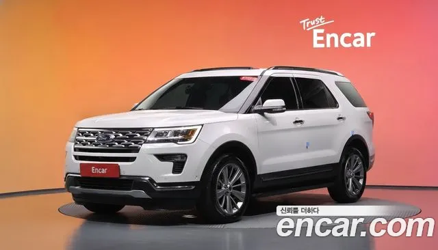 Ford Explorer 2018 — photo 1