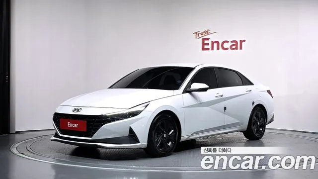 Hyundai AVANTE 2023 — photo 1