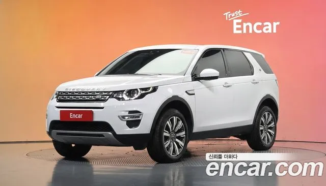 Land Rover Discovery Sport 2019 — photo 1