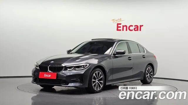 BMW 3-Series 2019 — photo 1