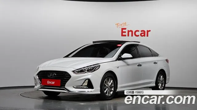 Hyundai Sonata 2018 — photo 1