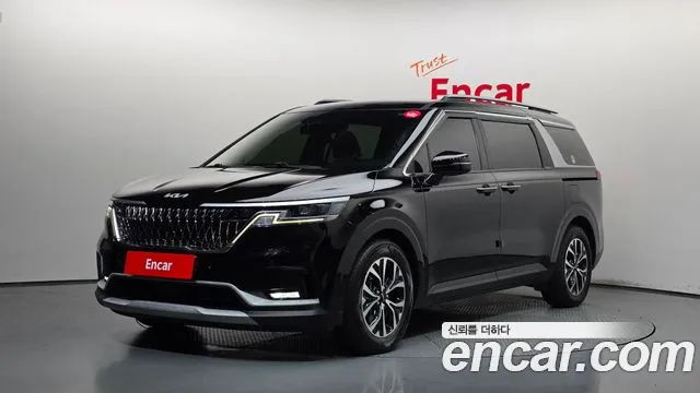 Kia Canival 2022 — photo 1