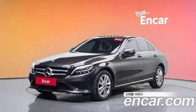 Mercedes-Benz C-Class 2020 — photo 1