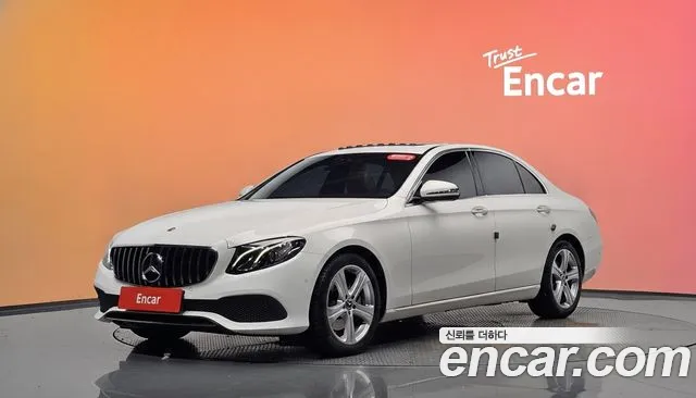 Mercedes-Benz E-Class 2017 — photo 1