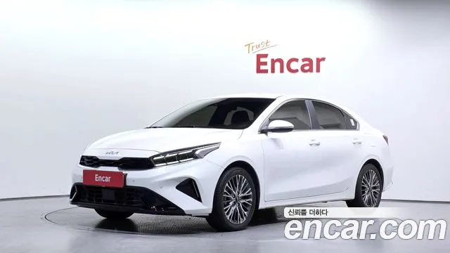 Kia K3 2022 — photo 1
