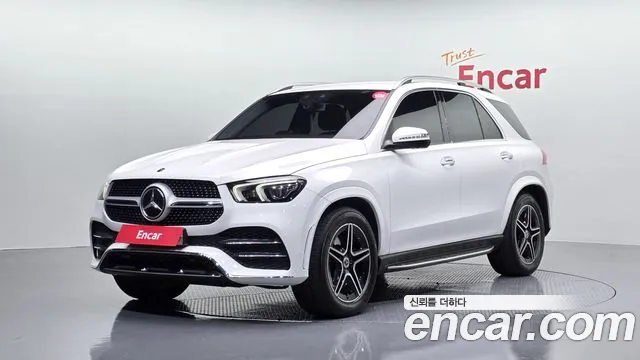 Mercedes-Benz GLE-Class 2019 — photo 1