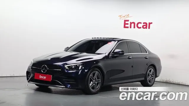 Mercedes-Benz E-Class 2023 — photo 1