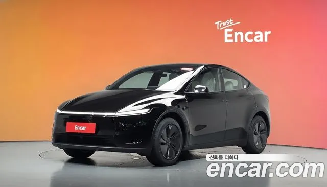 Tesla Model Y 2027 — photo 1