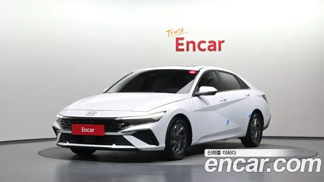 Hyundai AVANTE 2024 — photo 1