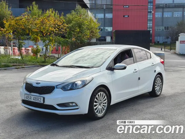 Kia K3 2015 — photo 1