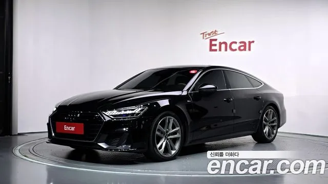 Audi A7 2021 — photo 1