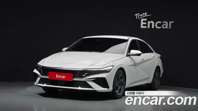 Hyundai AVANTE 2026 — photo 1