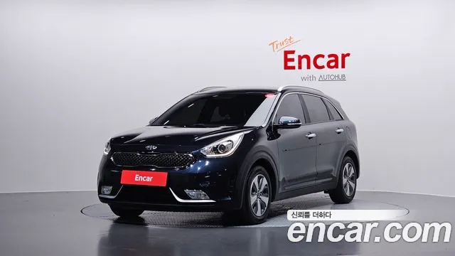 Kia Niro 2018 — photo 1