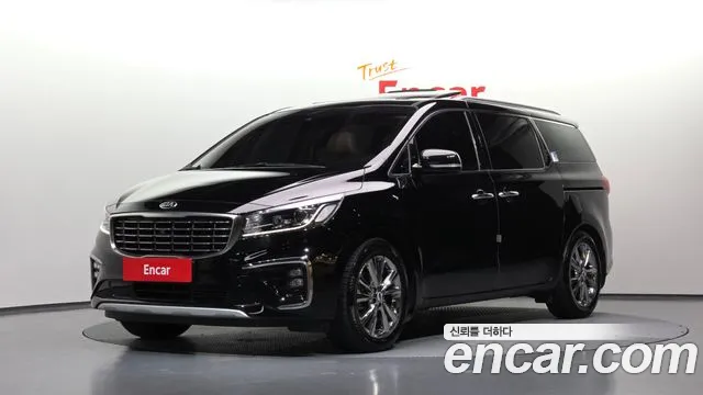 Kia Canival 2019 — photo 1