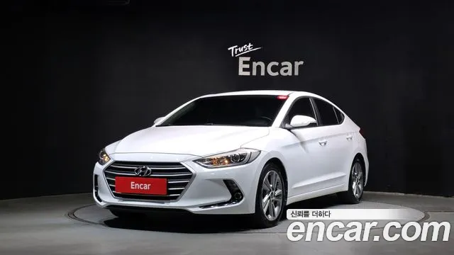 Hyundai AVANTE 2018 — photo 1