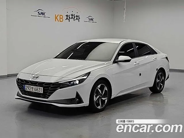 Hyundai AVANTE 2023 — photo 1