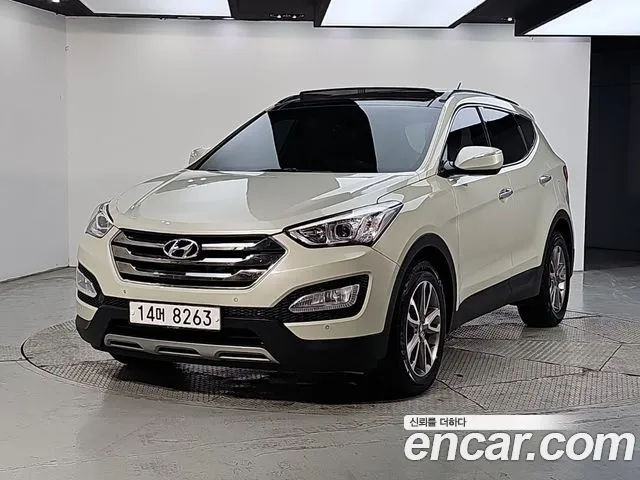 Hyundai Santafe 2013 — photo 1