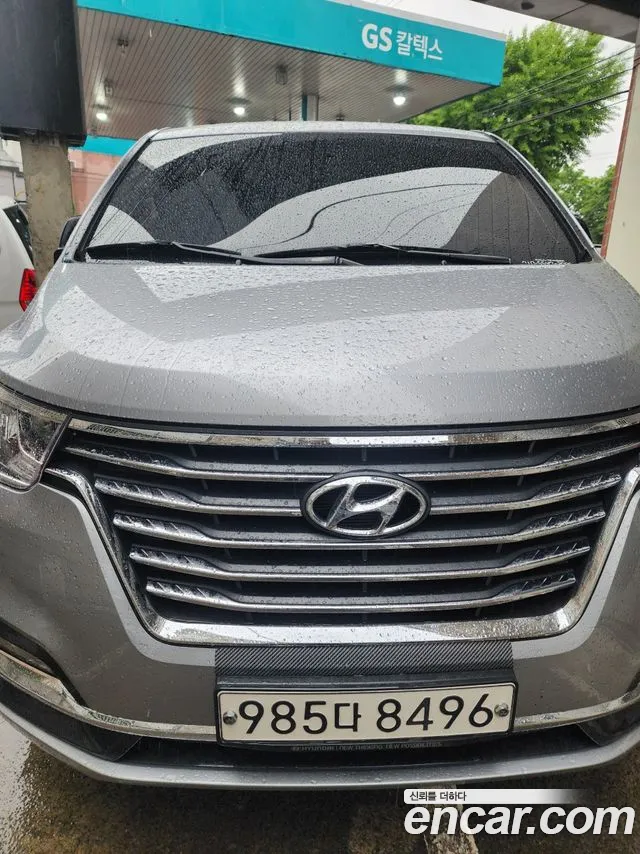 Hyundai Starex 2020 — photo 1