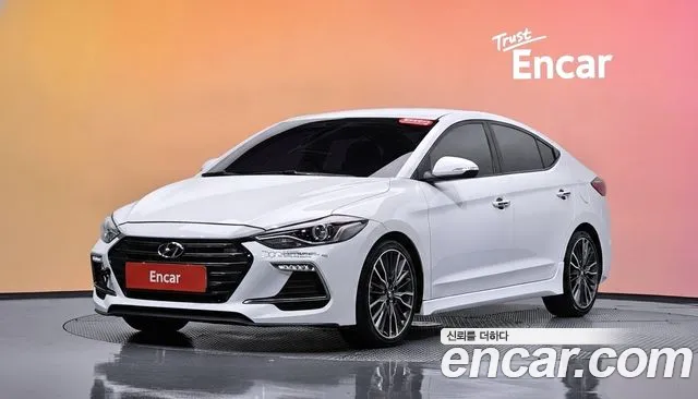 Hyundai AVANTE 2017 — photo 1