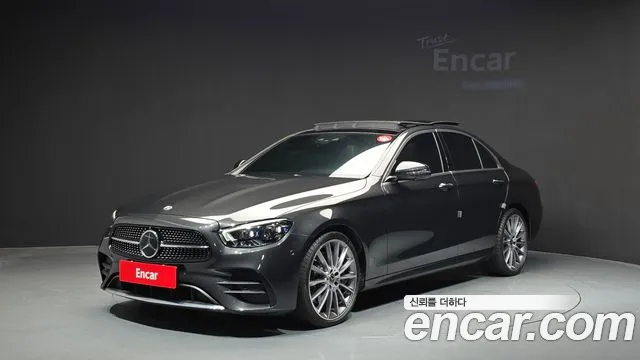 Mercedes-Benz E-Class 2021 — photo 1