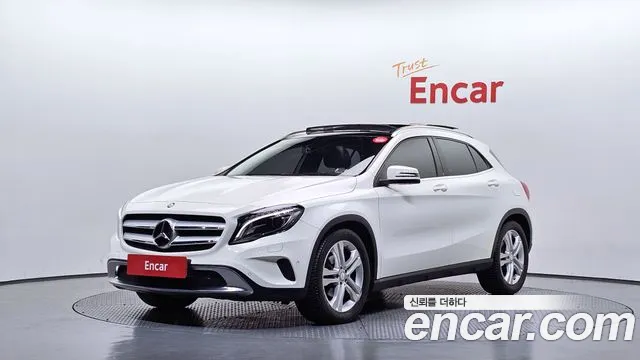 Mercedes-Benz GLA-Class 2015 — photo 1