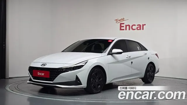 Hyundai AVANTE 2023 — photo 1