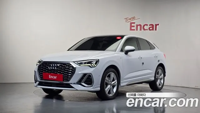 Audi Q3 2022 — photo 1