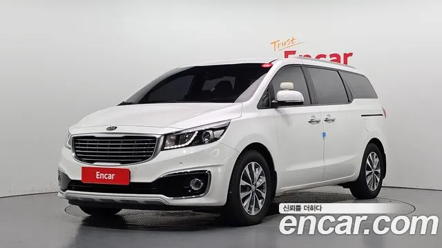 Kia Canival 2016 — photo 1